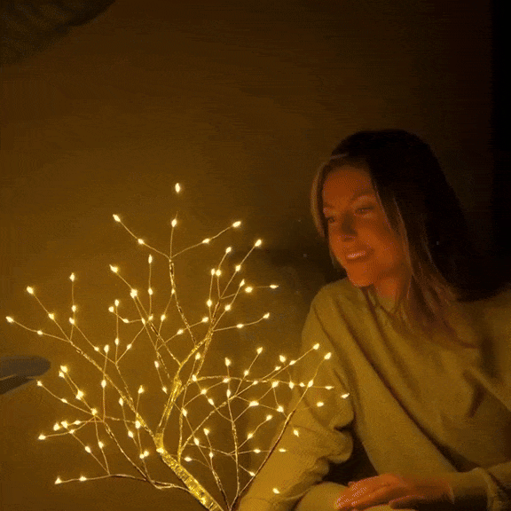 Magical Tree Light ™︎ - iloinen